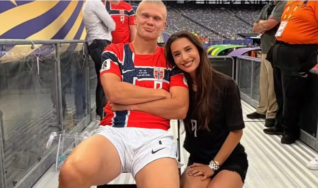 Namorada de Haaland celebra classificação da Noruega sobre o Brasil: ‘Loucura’